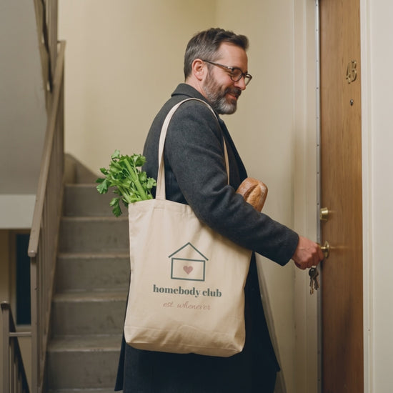 Homebody Club Tote, a short clip of getting home with the groceries